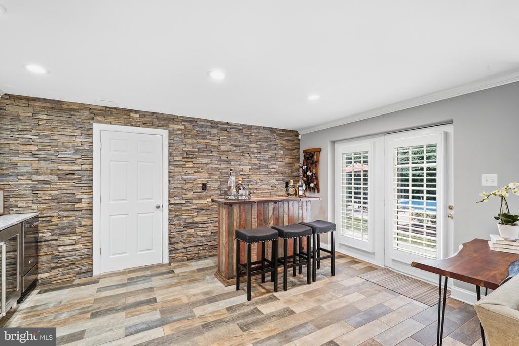12041 GREAT ELM DRIVE