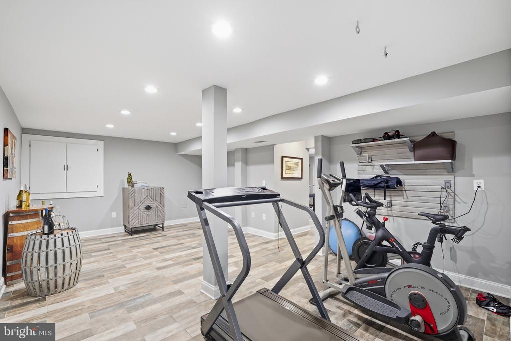 12041 GREAT ELM DRIVE
