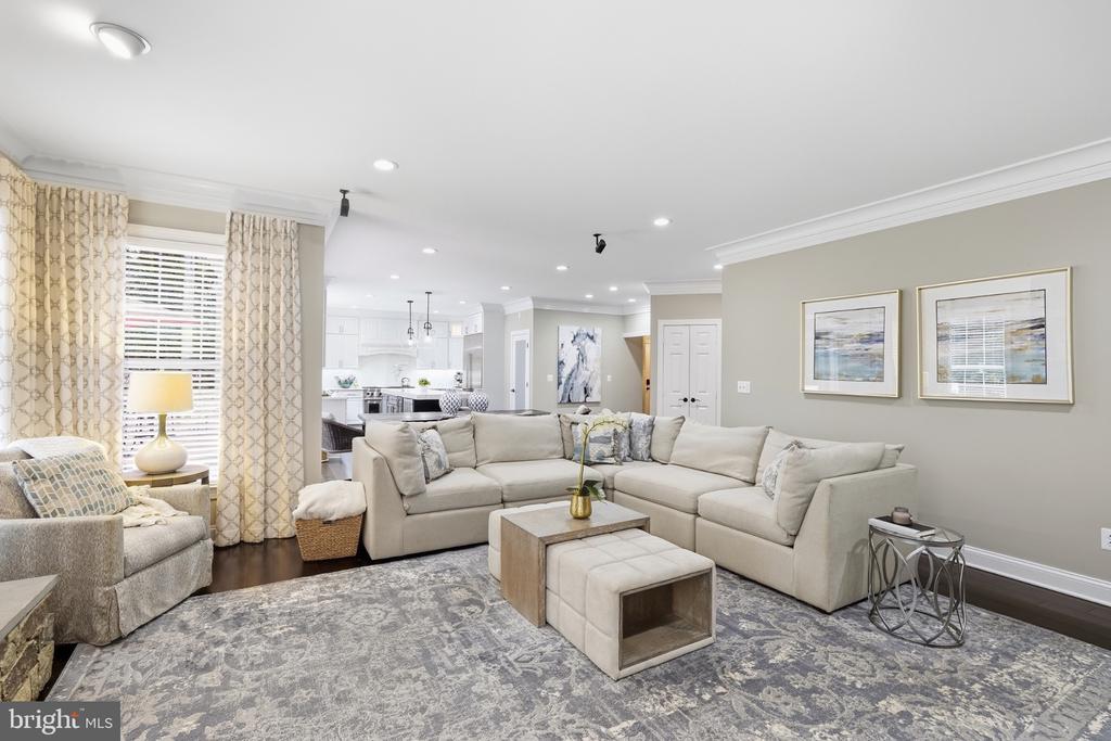 12041 GREAT ELM DRIVE