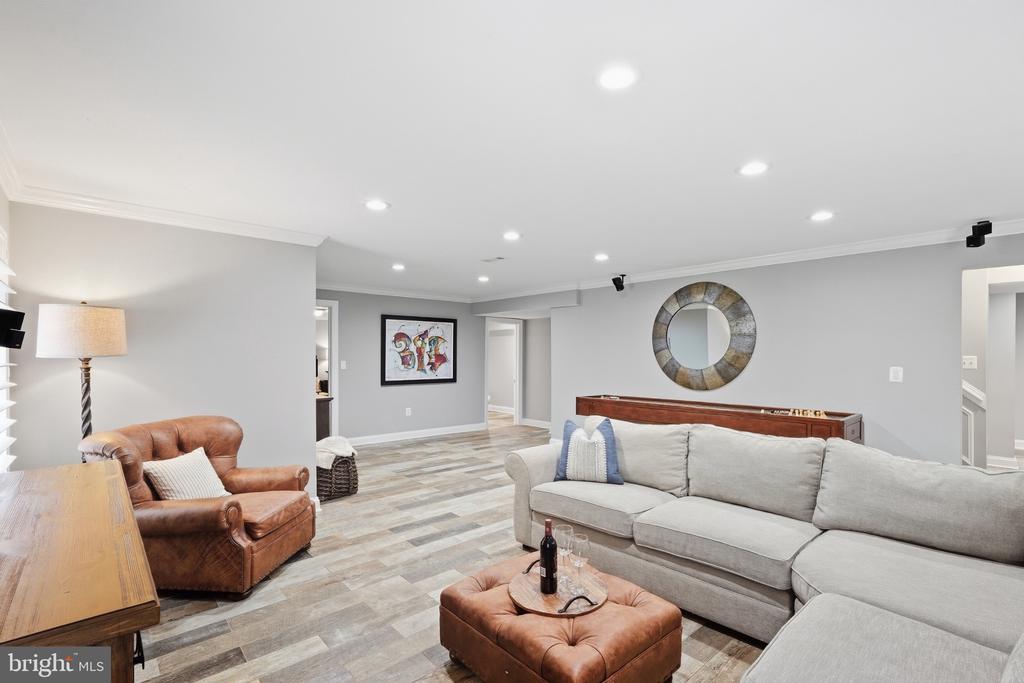 12041 GREAT ELM DRIVE