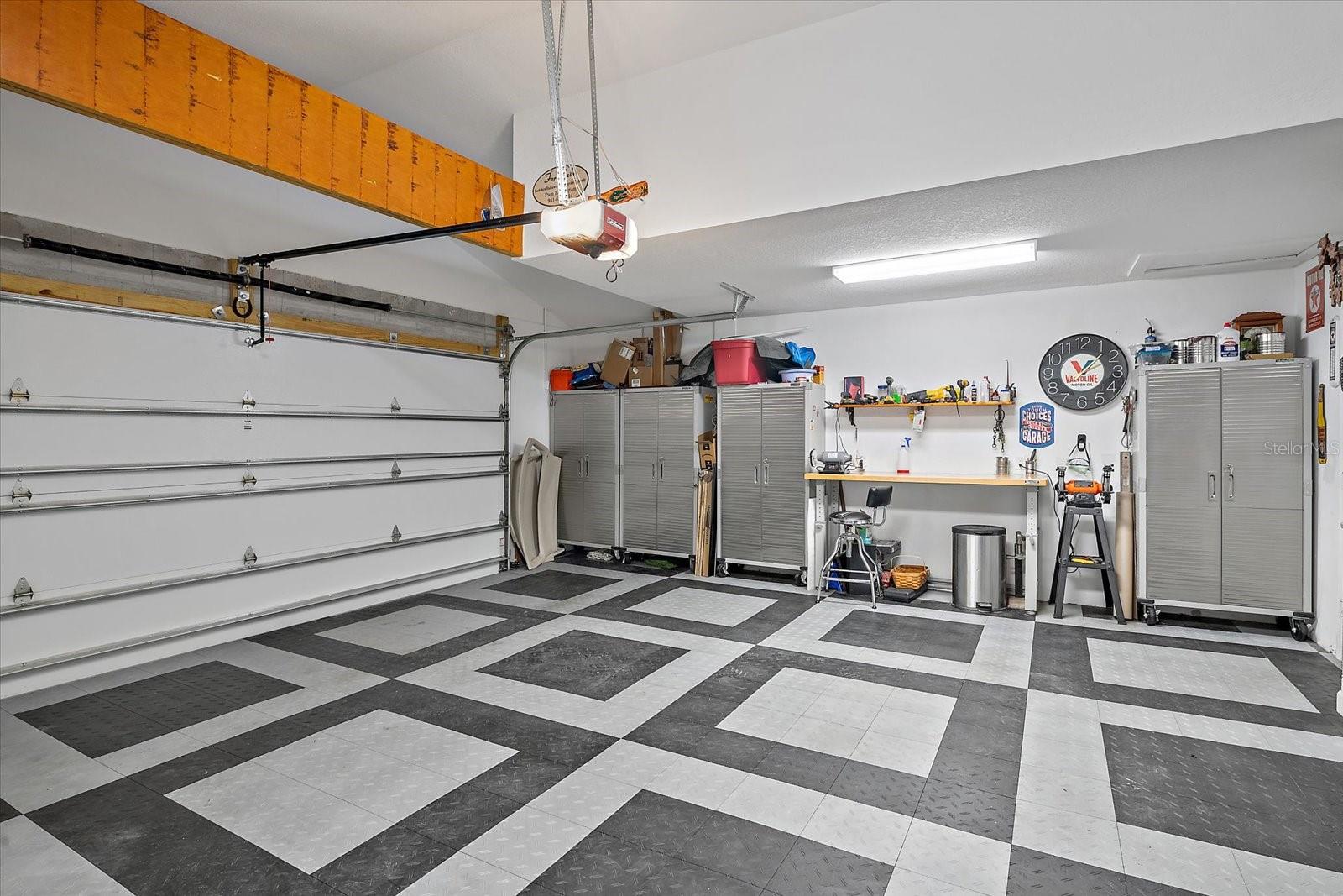 10116 SPOONBILL RD E