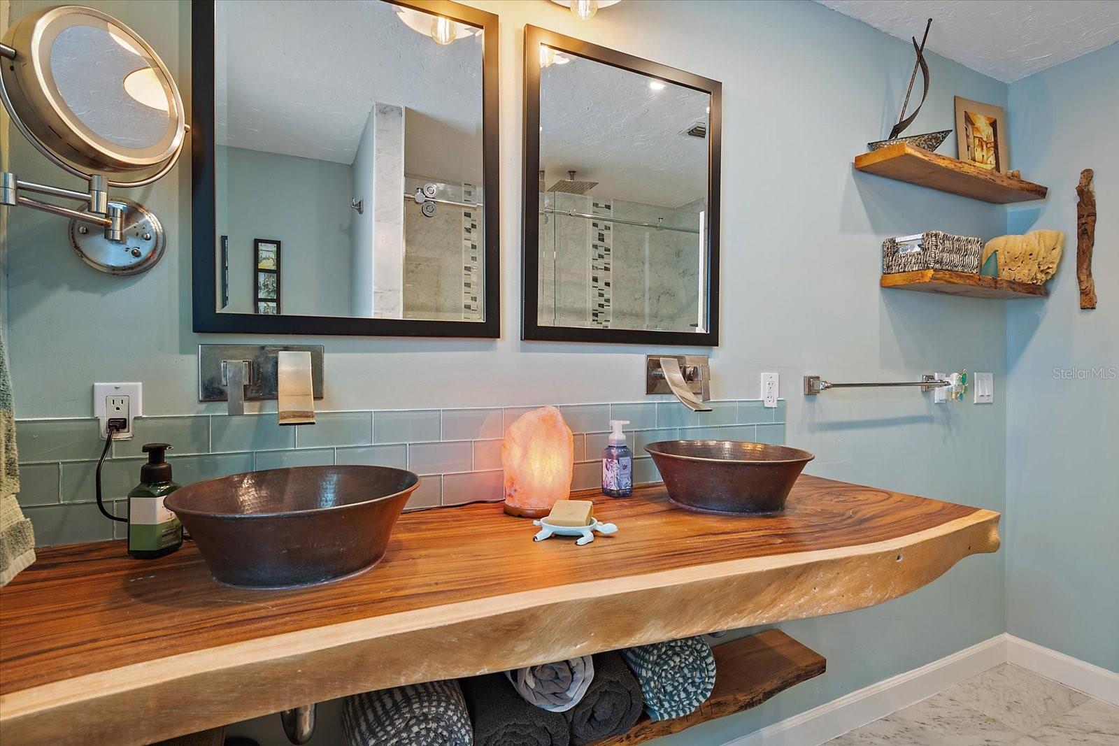 10116 SPOONBILL RD E