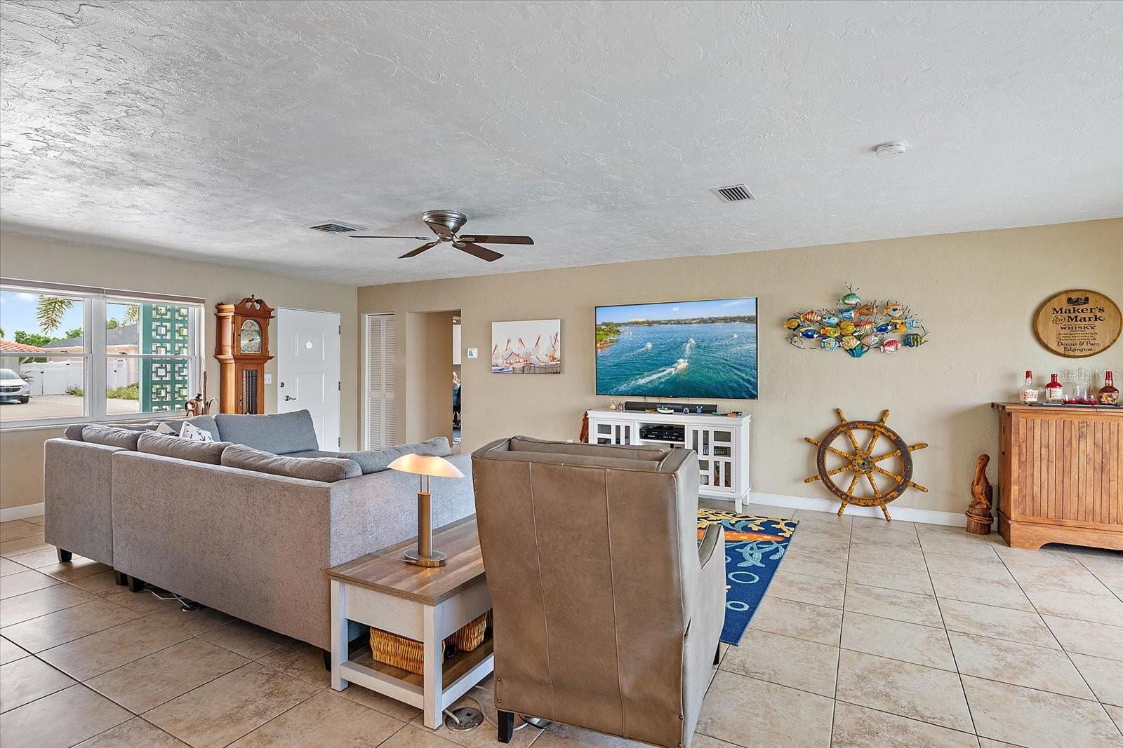 10116 SPOONBILL RD E