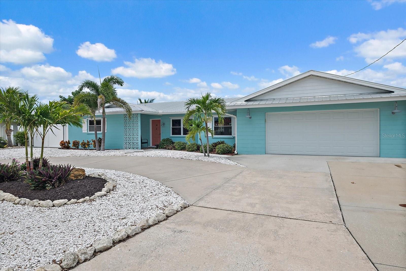 10116 SPOONBILL RD E