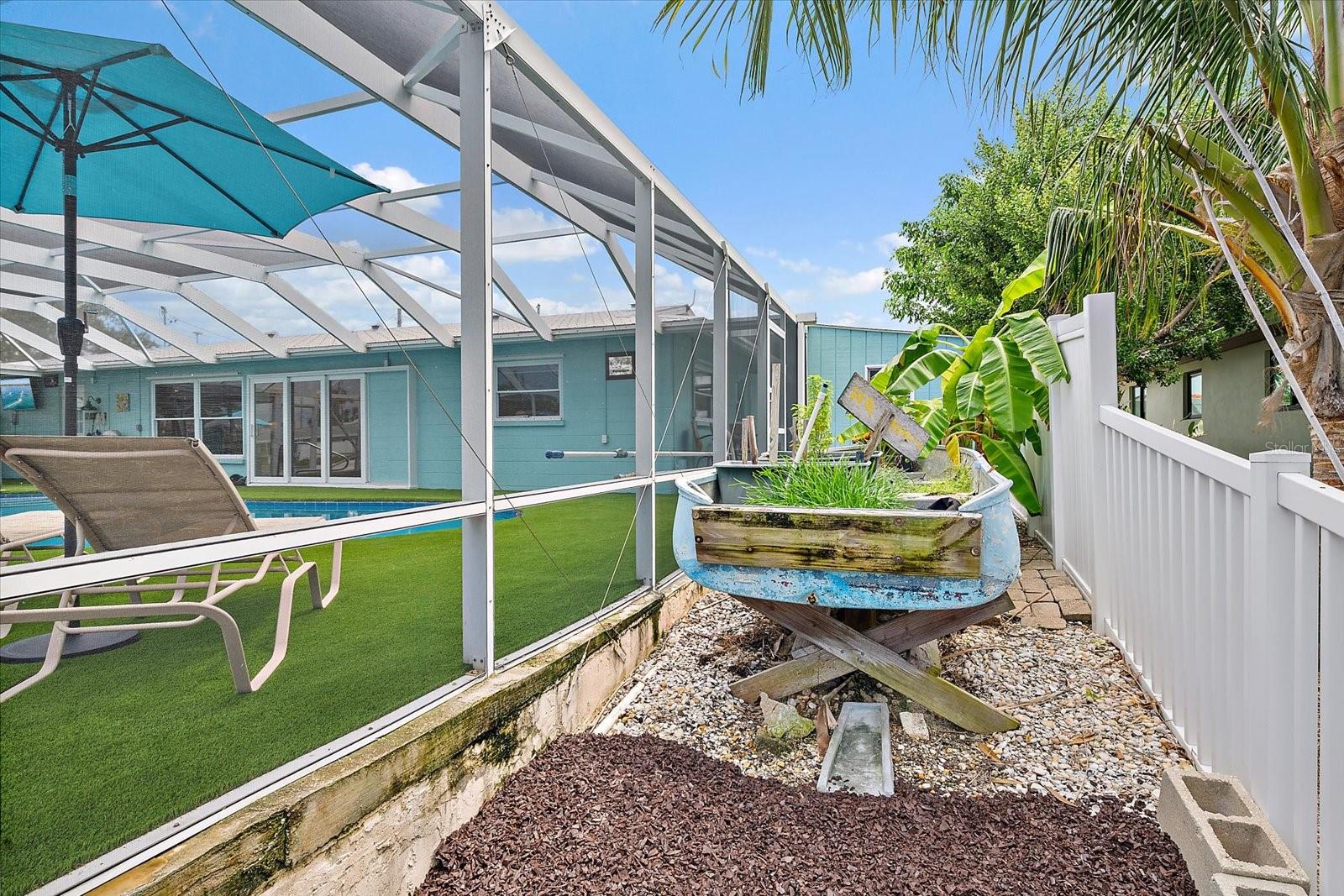 10116 SPOONBILL RD E