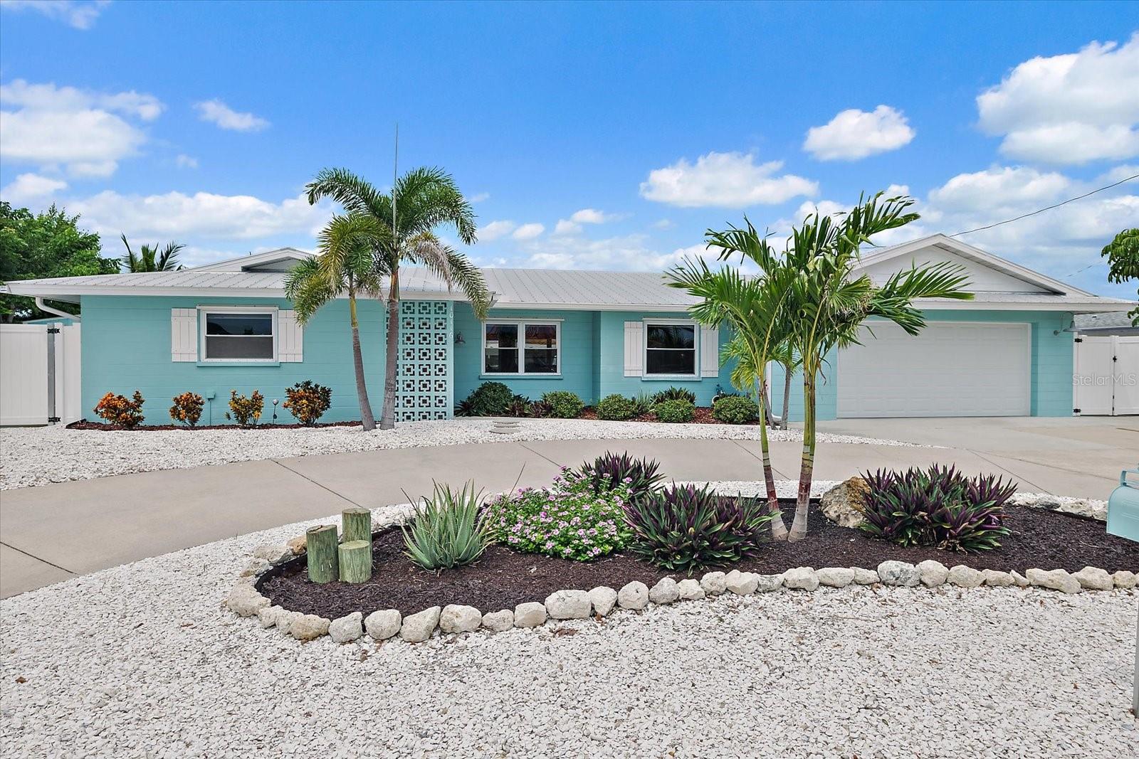 10116 SPOONBILL RD E