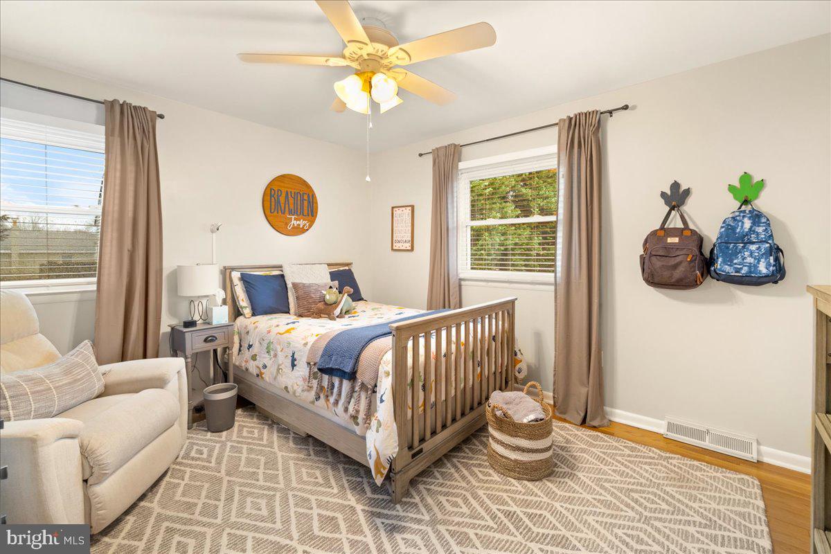 1012 SHORELAND DRIVE