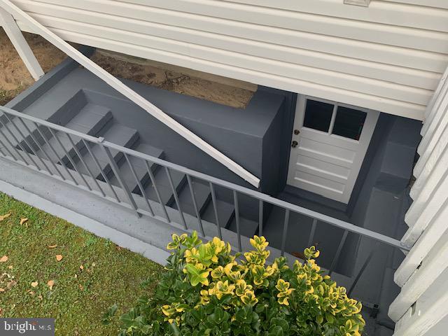 1012 SHORELAND DRIVE