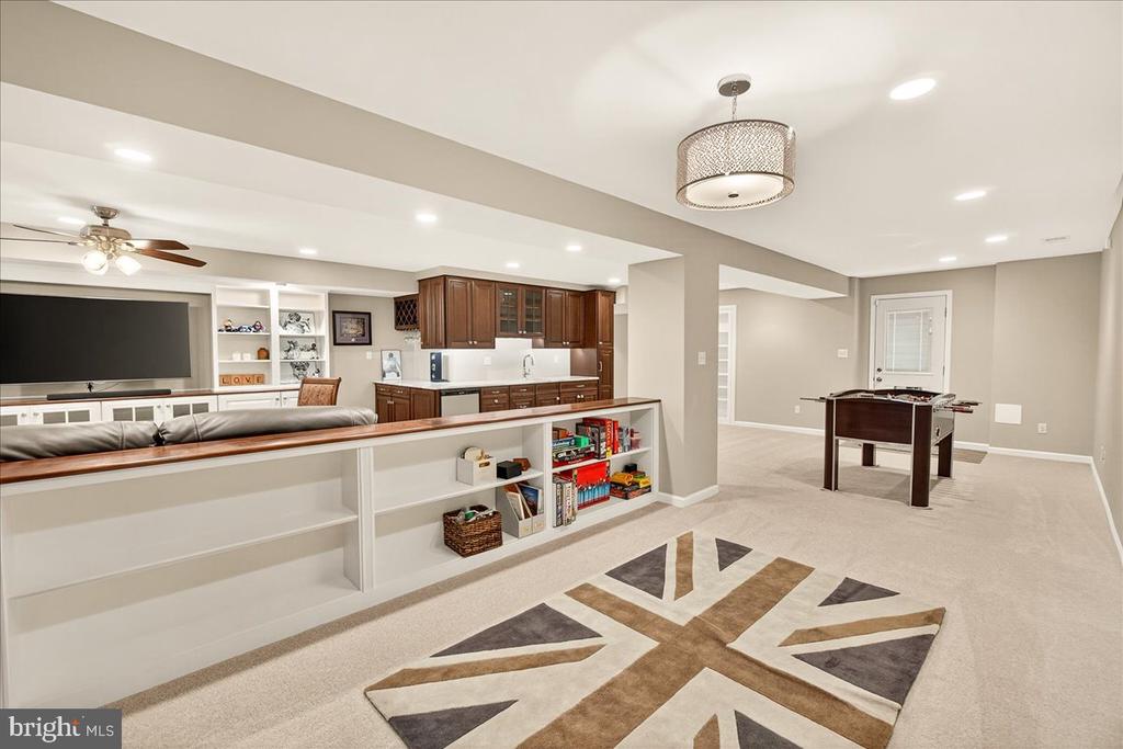 5970 CECIL WAY