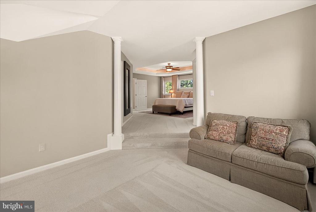 5970 CECIL WAY