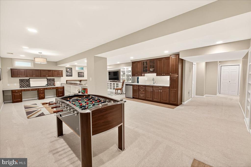 5970 CECIL WAY