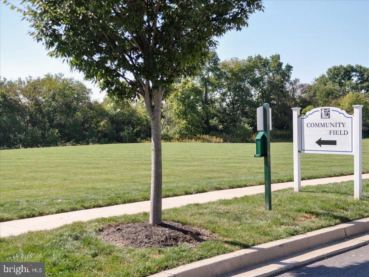 5015 SMALL GAINS WAY