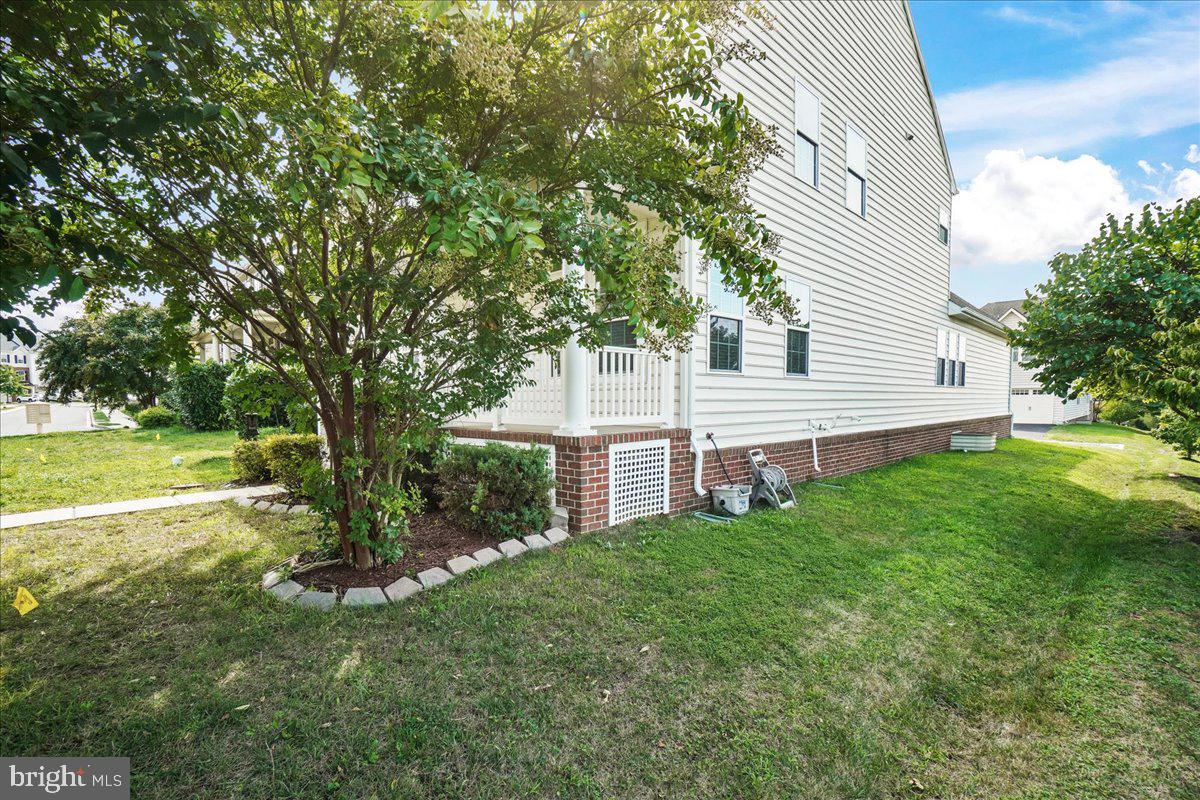 5015 SMALL GAINS WAY