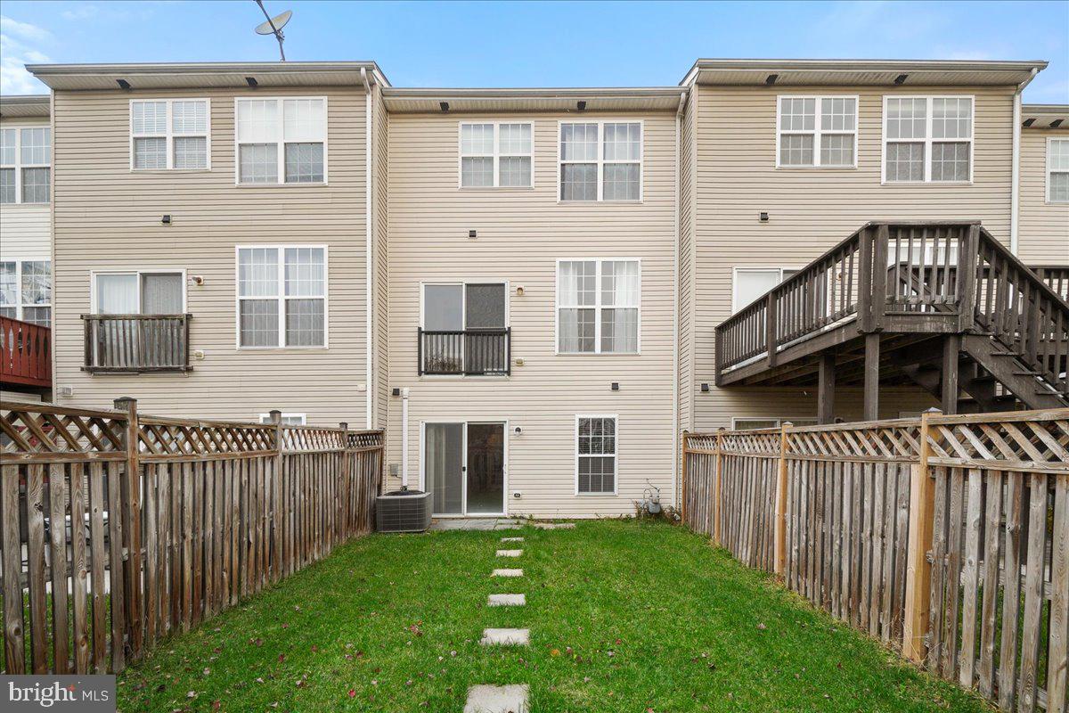 116 FIELDSTONE COURT