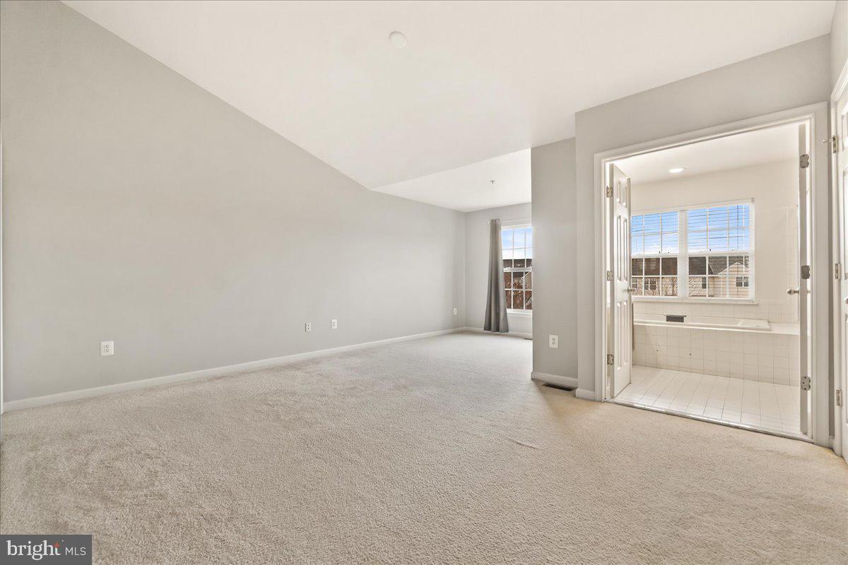 116 FIELDSTONE COURT