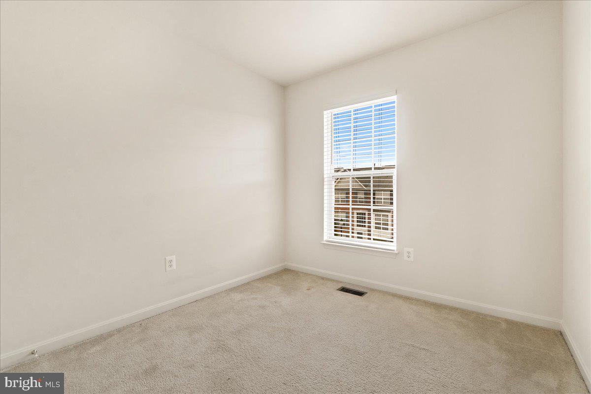 116 FIELDSTONE COURT