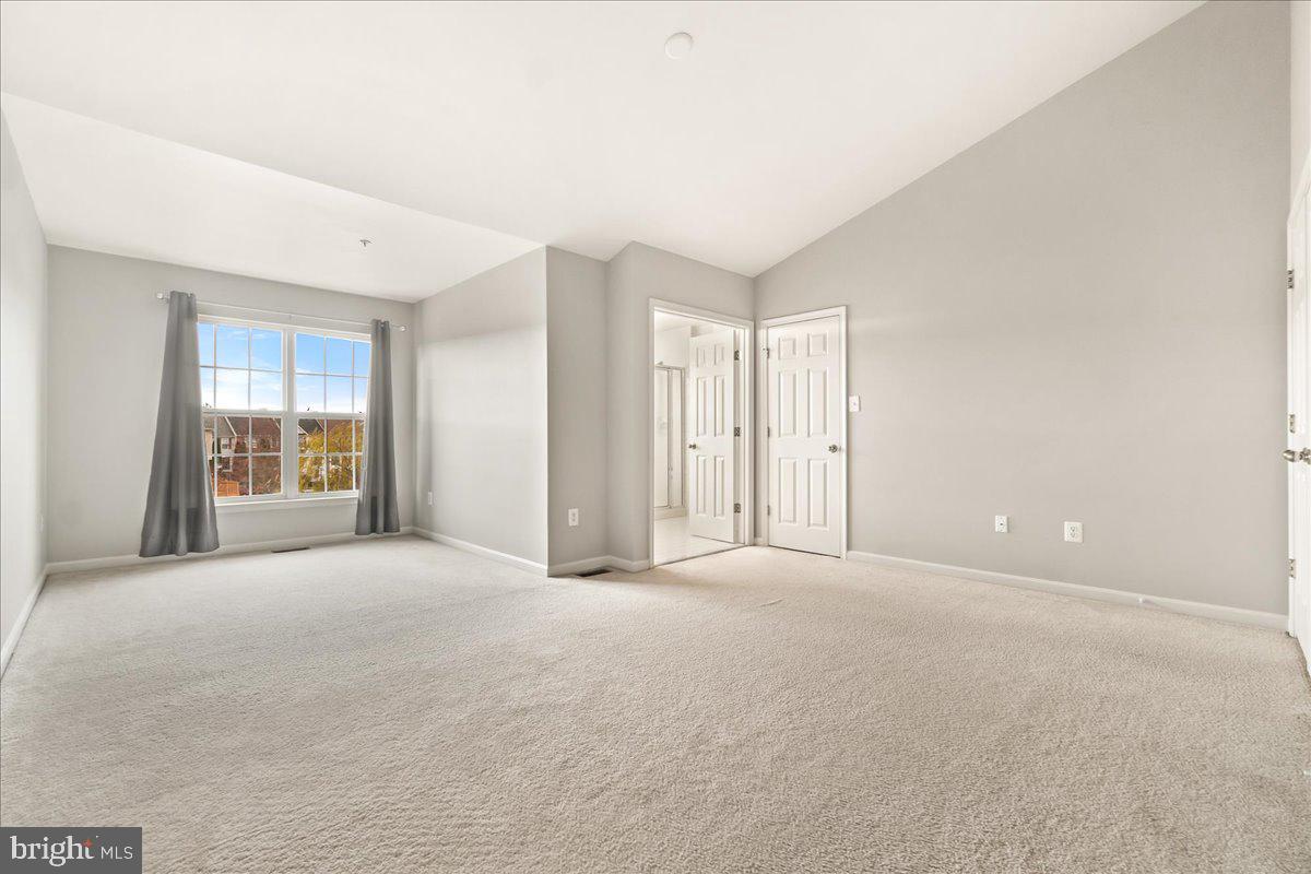 116 FIELDSTONE COURT