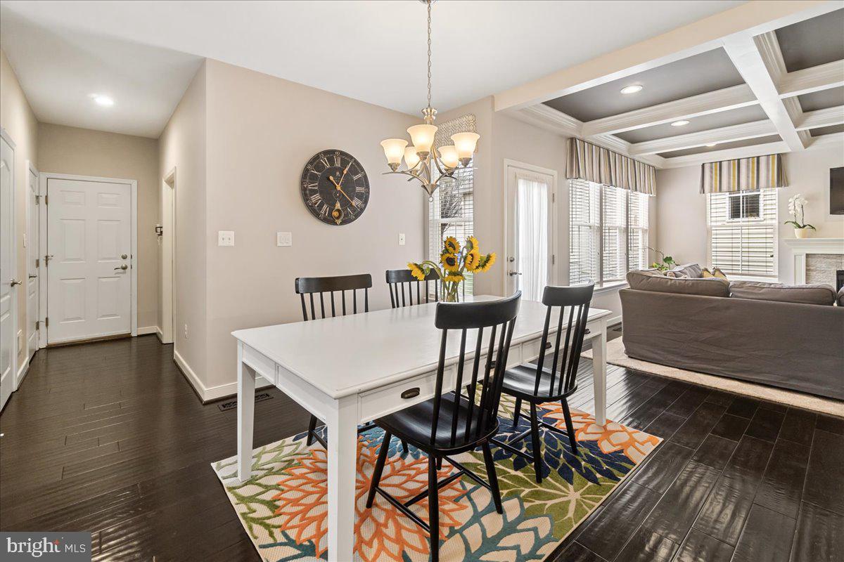 3904 BRAVEHEART CIRCLE