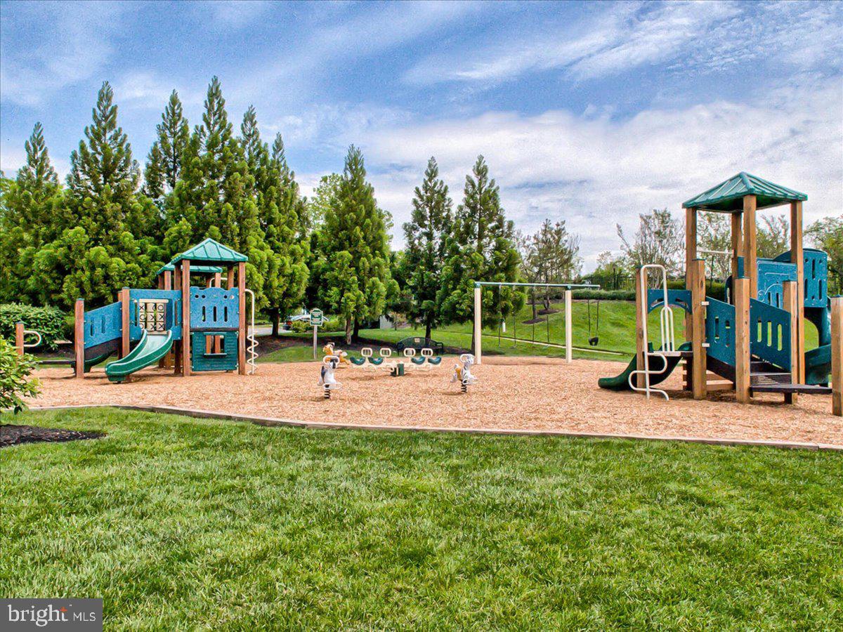 3904 BRAVEHEART CIRCLE