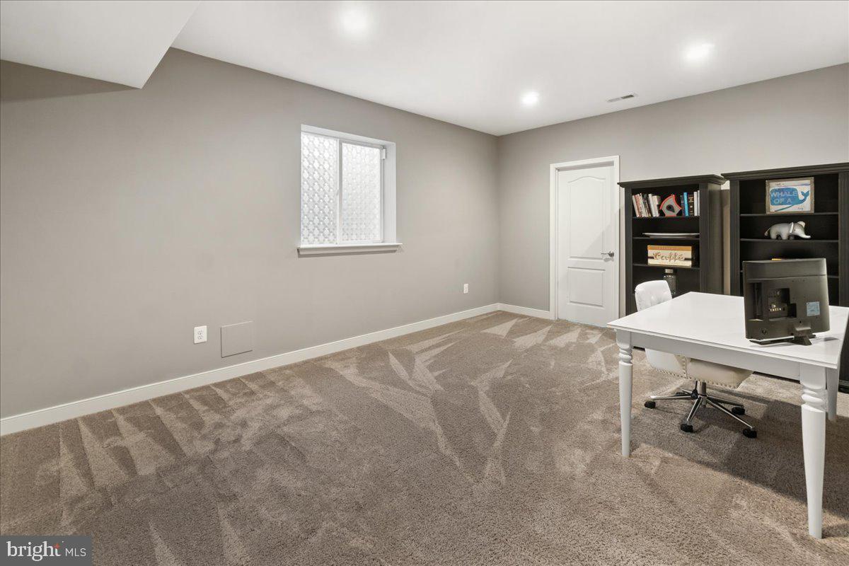 3904 BRAVEHEART CIRCLE