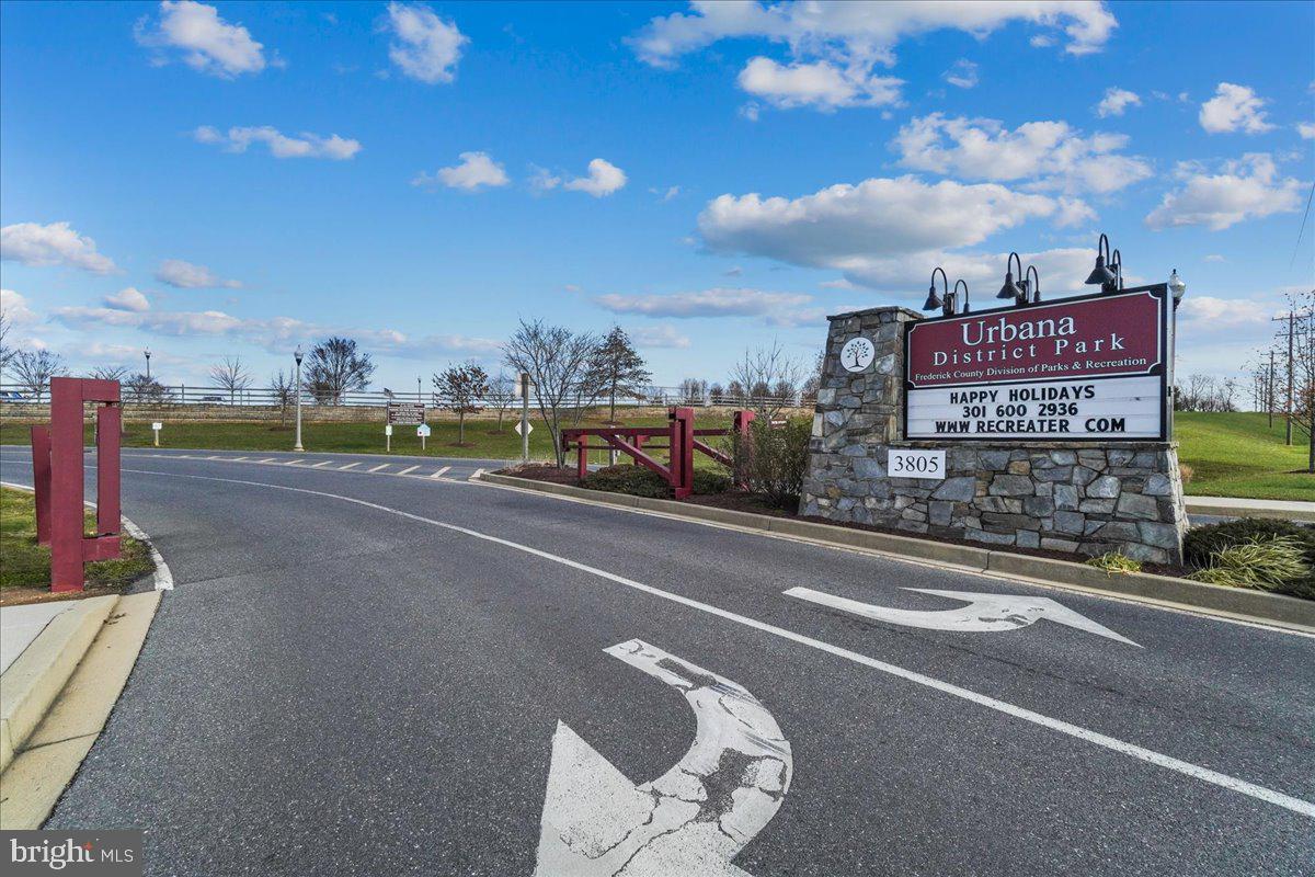 3904 BRAVEHEART CIRCLE