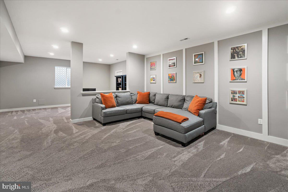 3904 BRAVEHEART CIRCLE