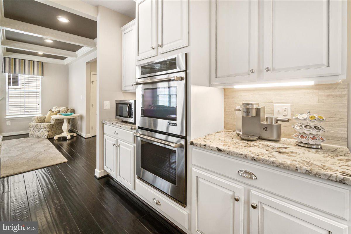 3904 BRAVEHEART CIRCLE