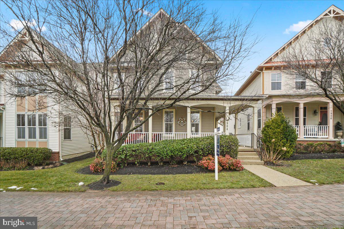 3904 BRAVEHEART CIRCLE