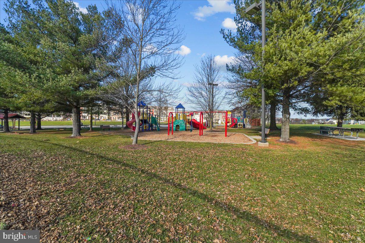 3904 BRAVEHEART CIRCLE