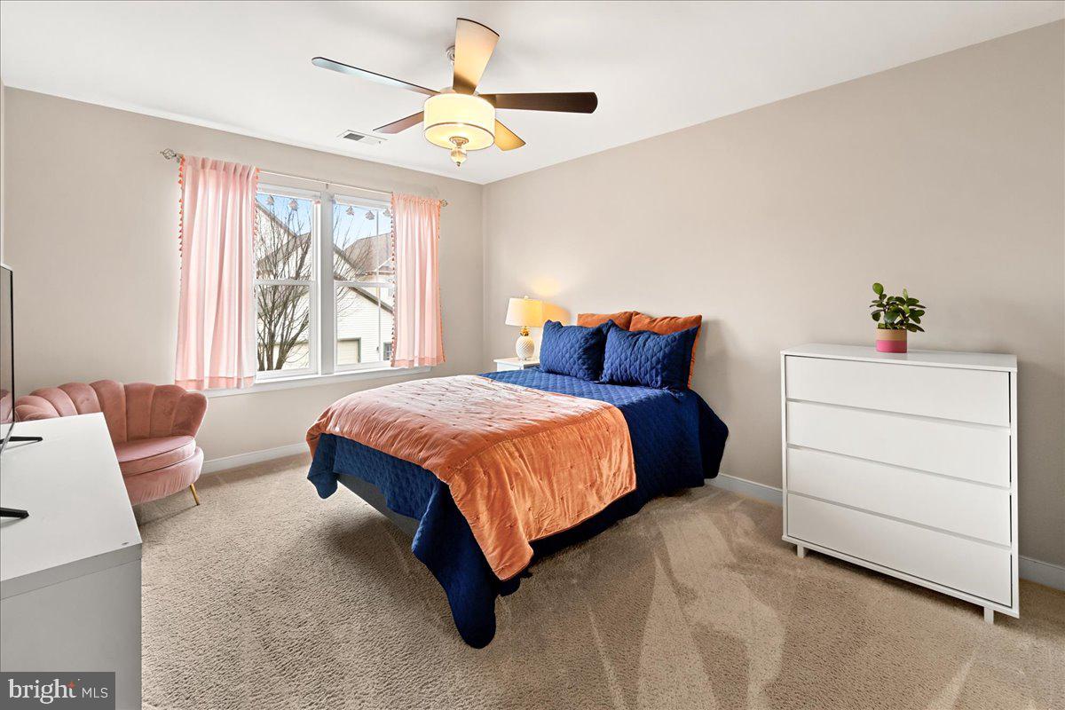 3904 BRAVEHEART CIRCLE