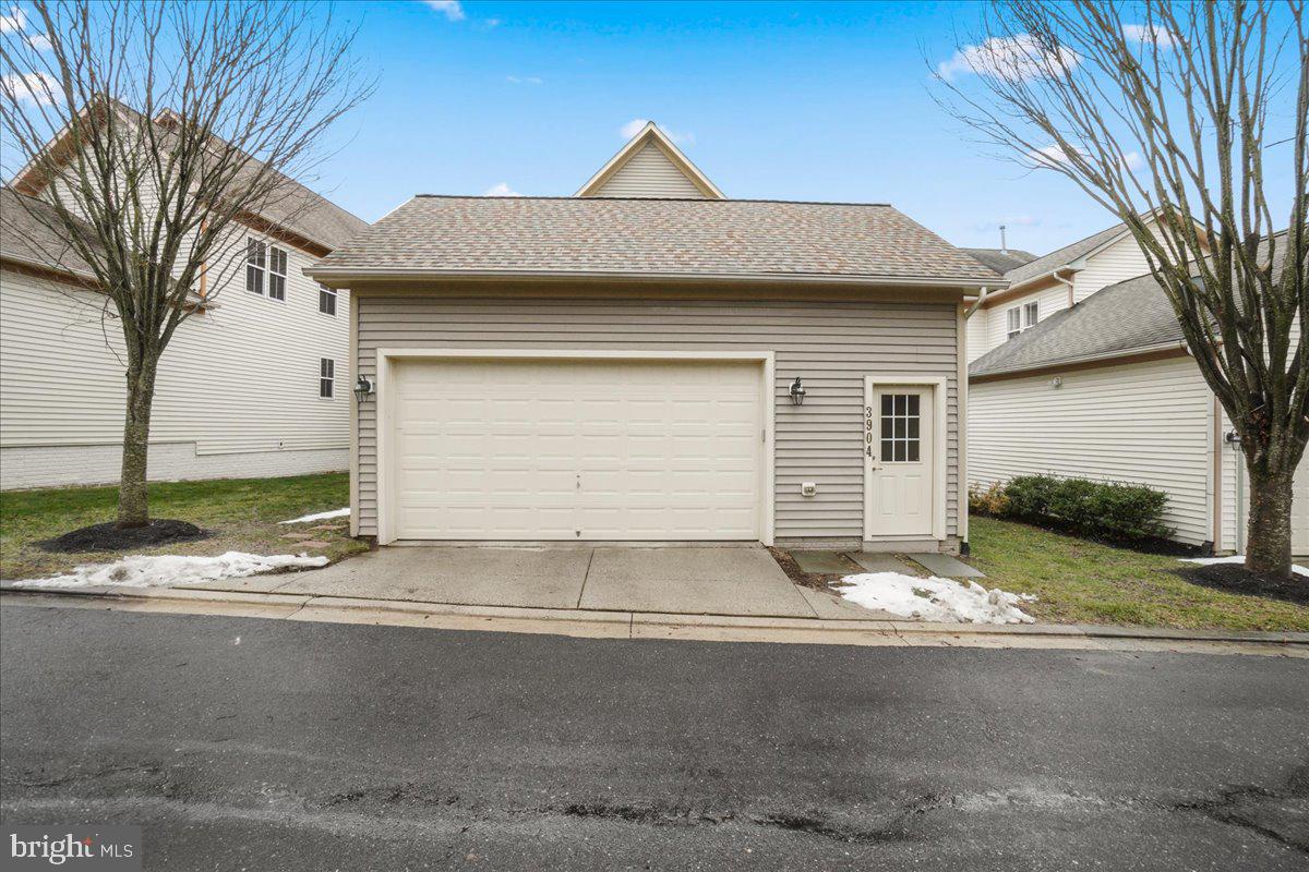 3904 BRAVEHEART CIRCLE