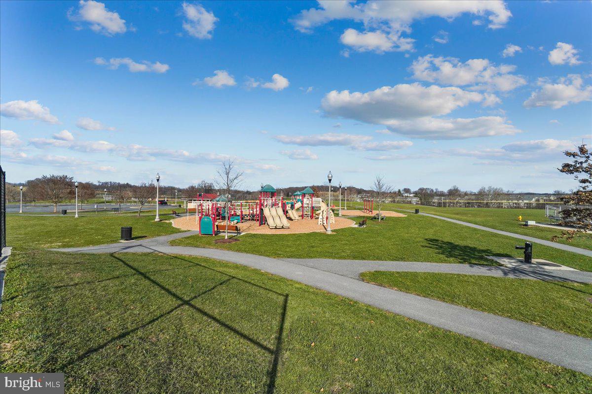 3904 BRAVEHEART CIRCLE