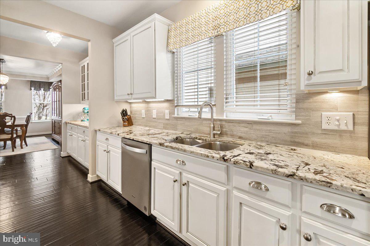 3904 BRAVEHEART CIRCLE