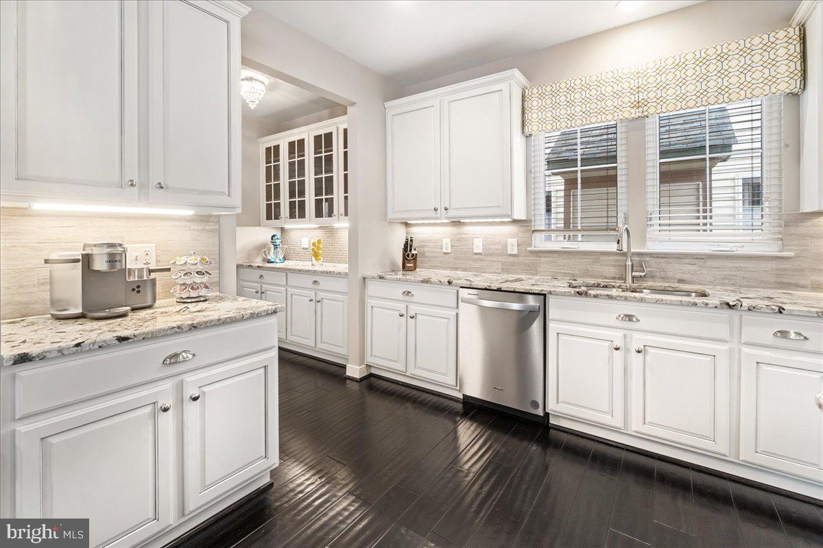 3904 BRAVEHEART CIRCLE