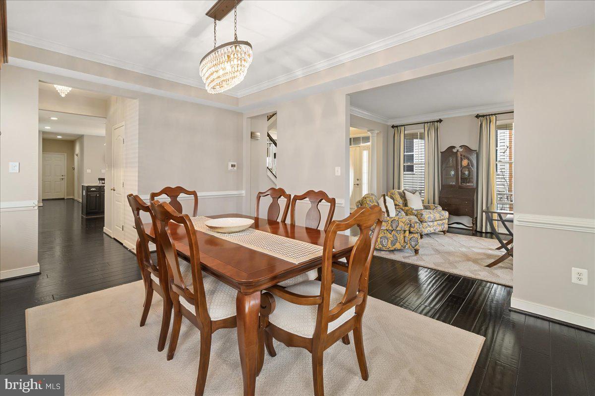 3904 BRAVEHEART CIRCLE