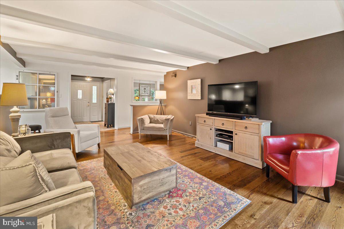 10241 FOUNTAIN SCHOOL ROAD