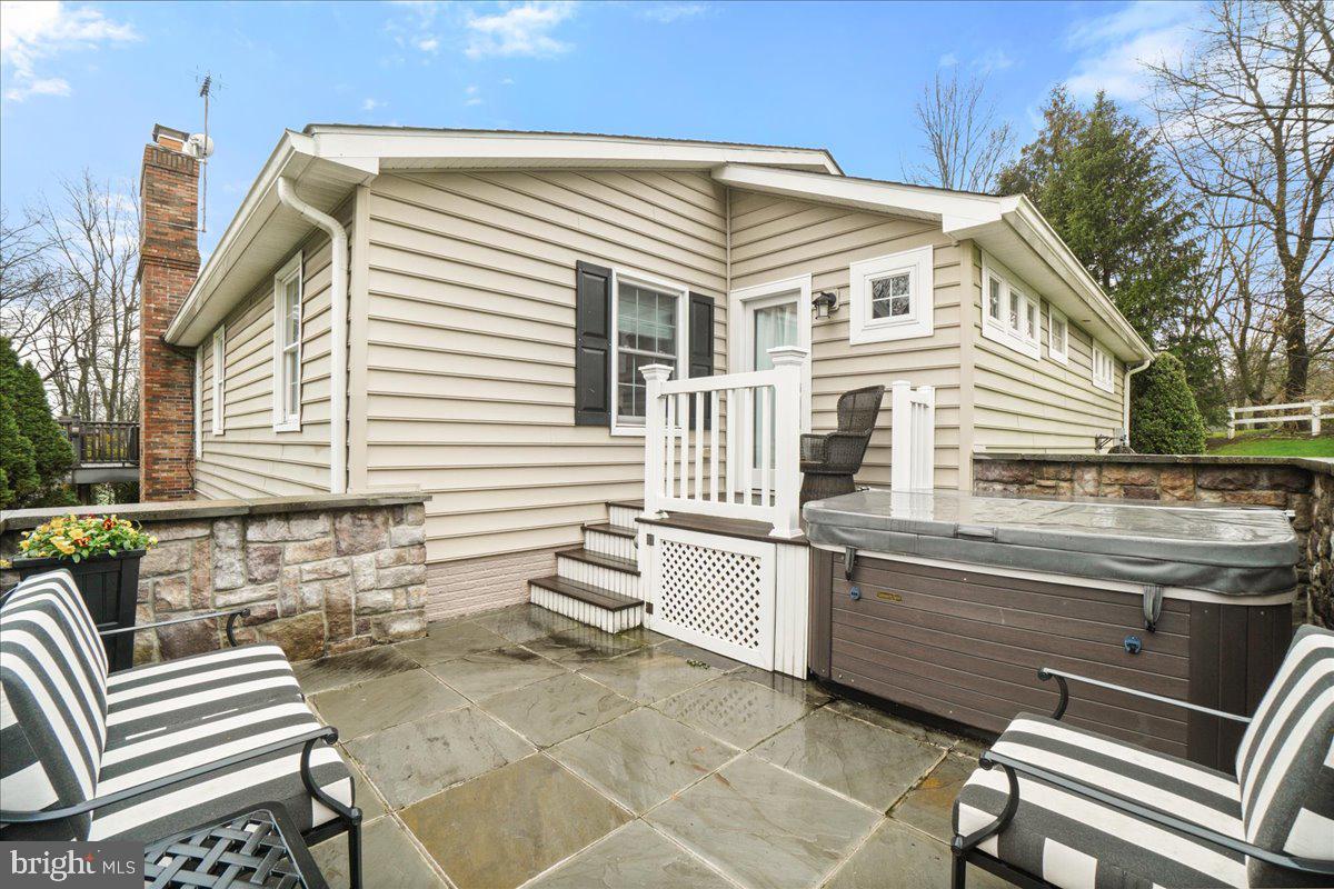 10241 FOUNTAIN SCHOOL ROAD