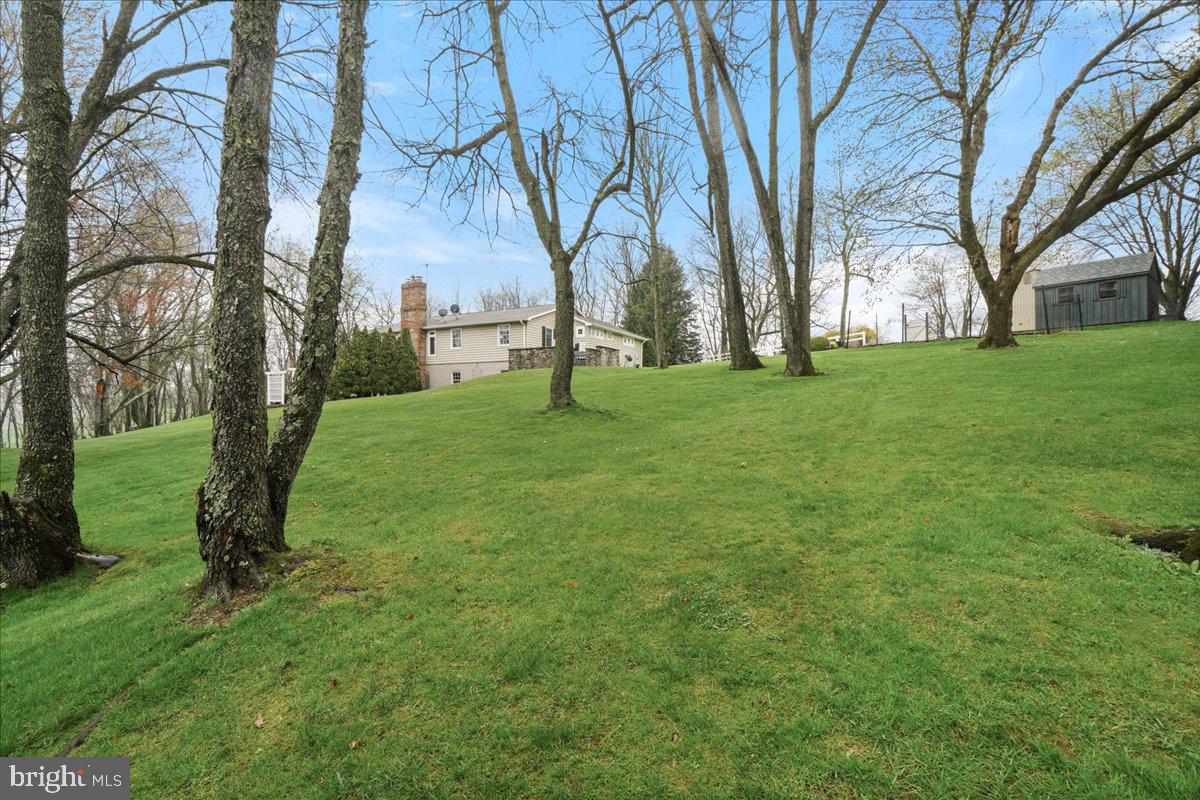 10241 FOUNTAIN SCHOOL ROAD