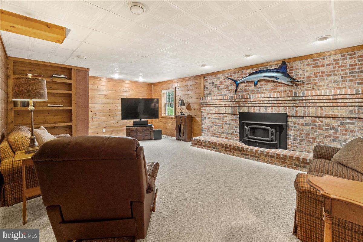 10241 FOUNTAIN SCHOOL ROAD