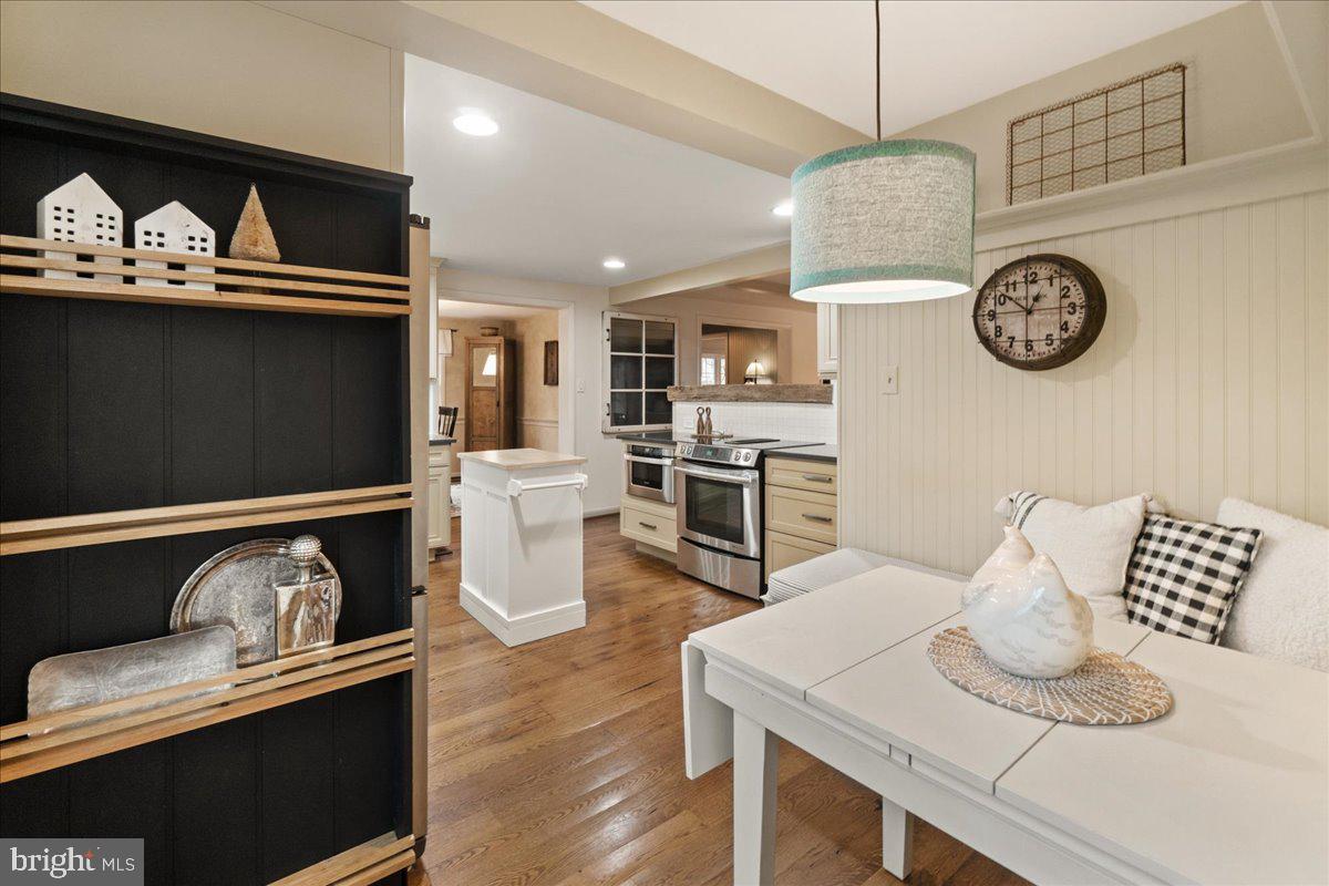 10241 FOUNTAIN SCHOOL ROAD