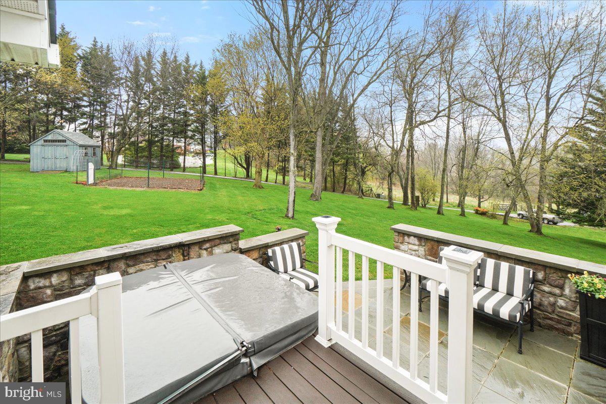 10241 FOUNTAIN SCHOOL ROAD