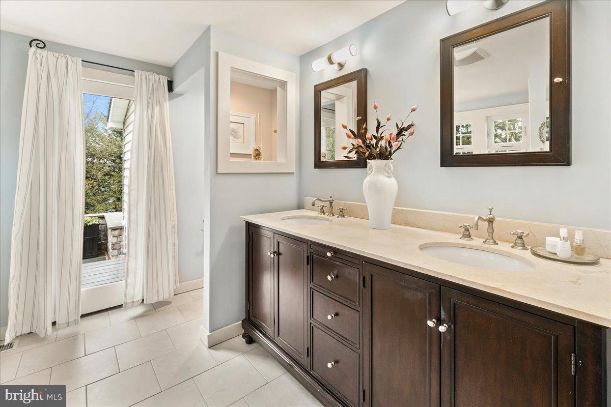 10241 FOUNTAIN SCHOOL ROAD