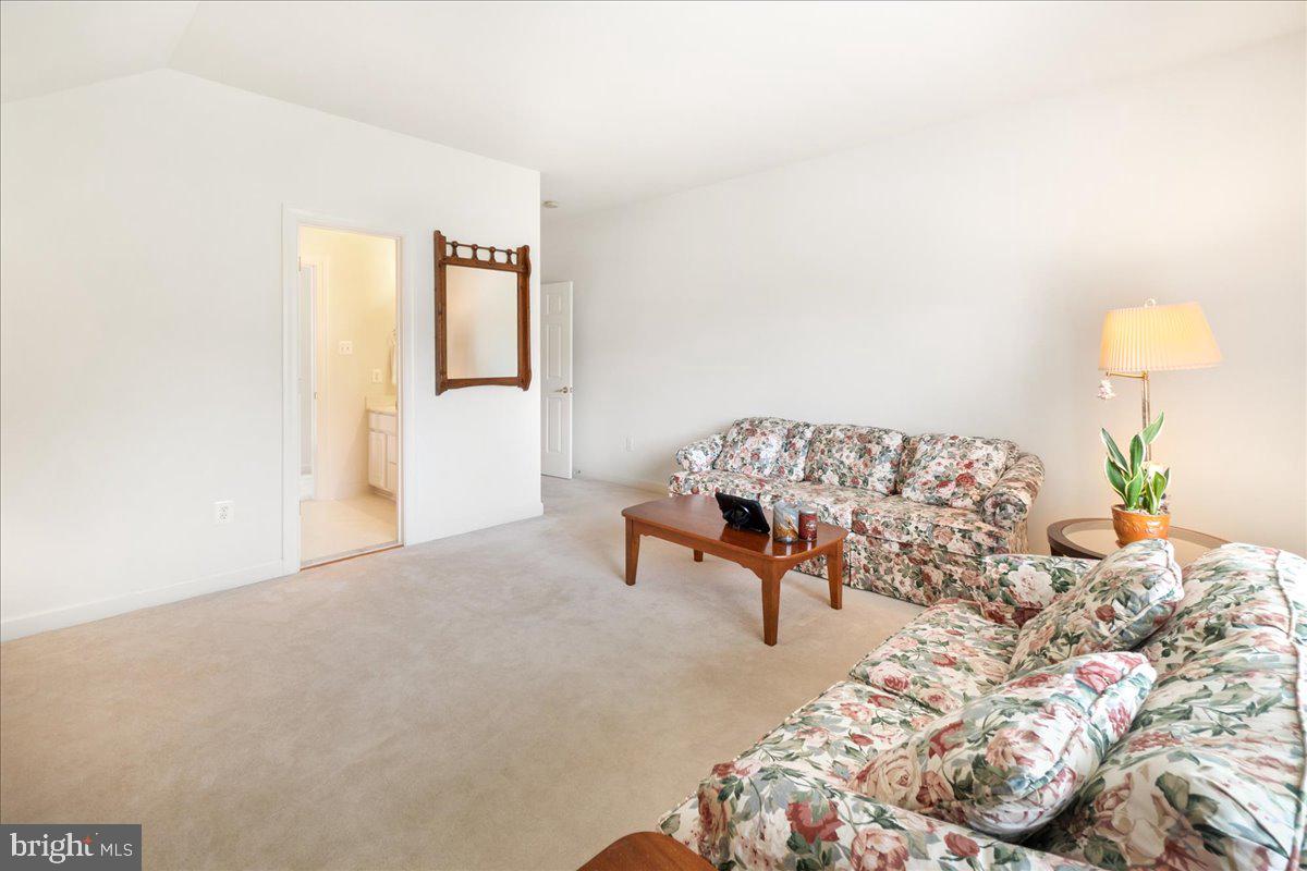 11150 INNSBROOK COURT