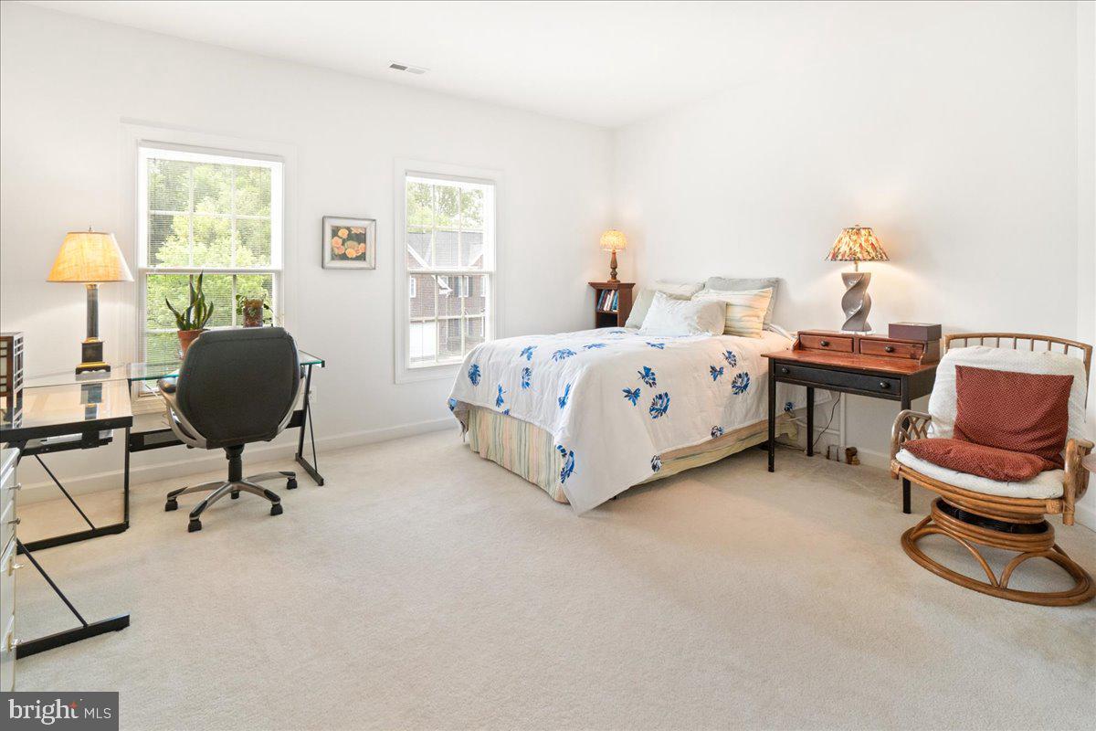 11150 INNSBROOK COURT