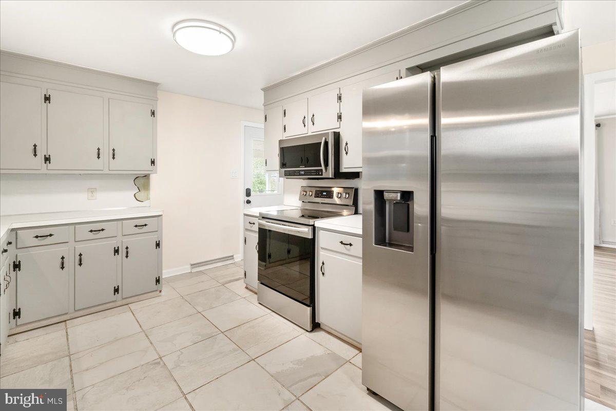 2642 CANADA HILL ROAD