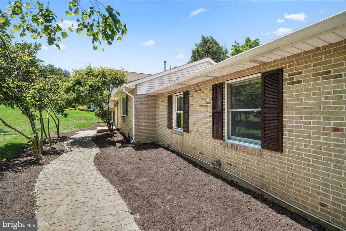 11920 BROWNING COURT