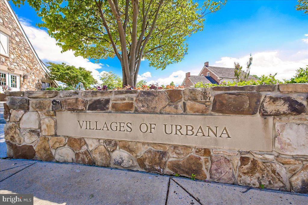 9558 BURGEE COURT