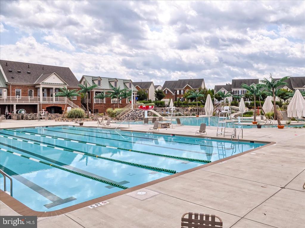 9558 BURGEE COURT