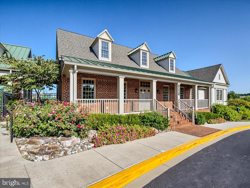 9558 BURGEE COURT