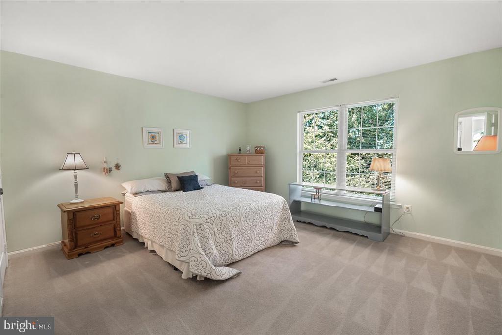 4404 ROB MAR DRIVE